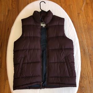 Mens Old Navy vest burgundy Sz S